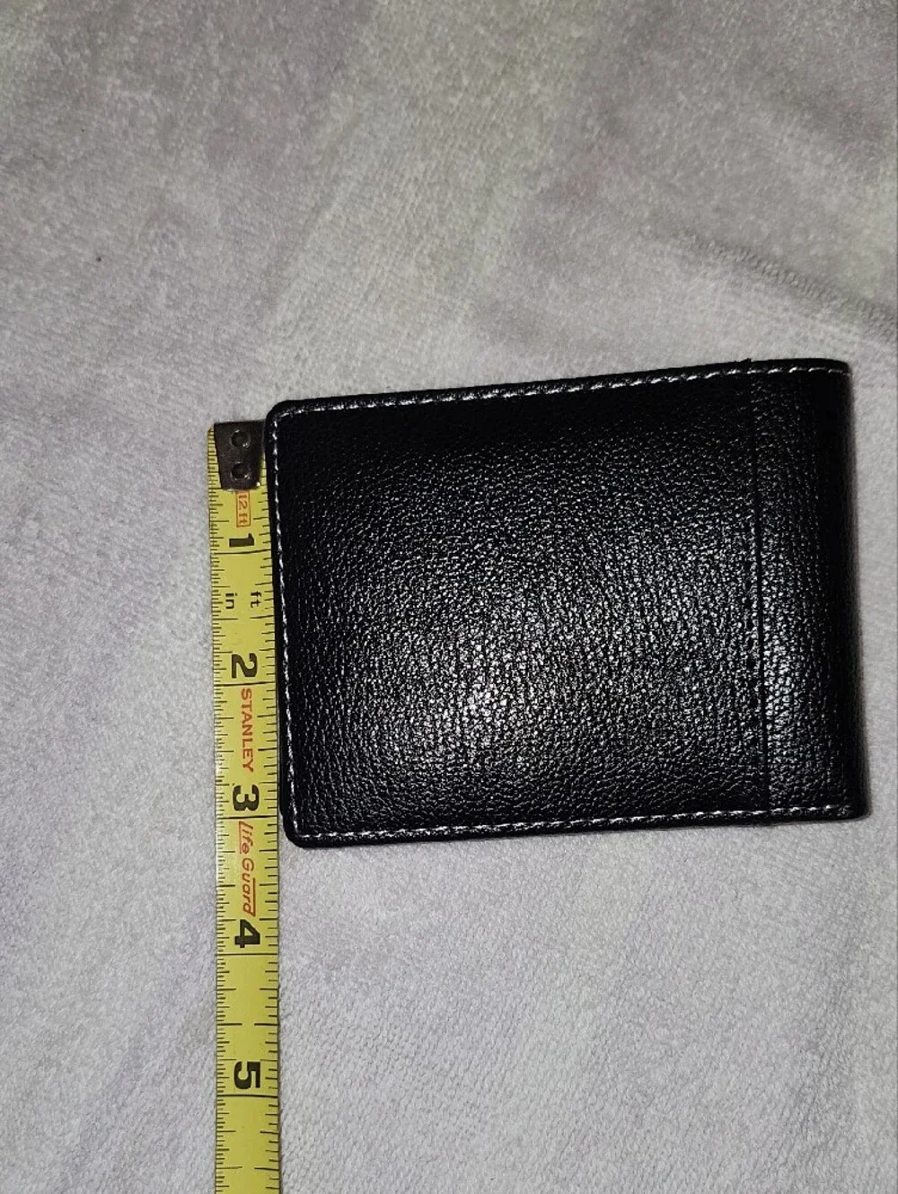 Kroo Black Leather Bi-Fold Wallet with Gold Accent